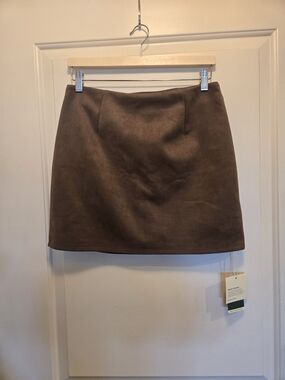 HALARA NWT Brown Suede-Look Mini Skort L